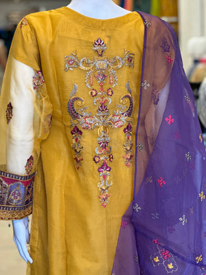 Dastaan Exclusive Branded Eid Collection 2024 SB-01