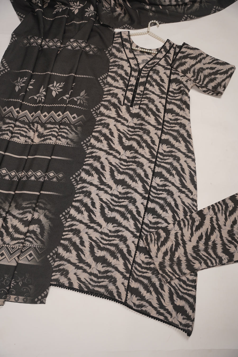 Bisma Winter Maxi Collection ZK-05