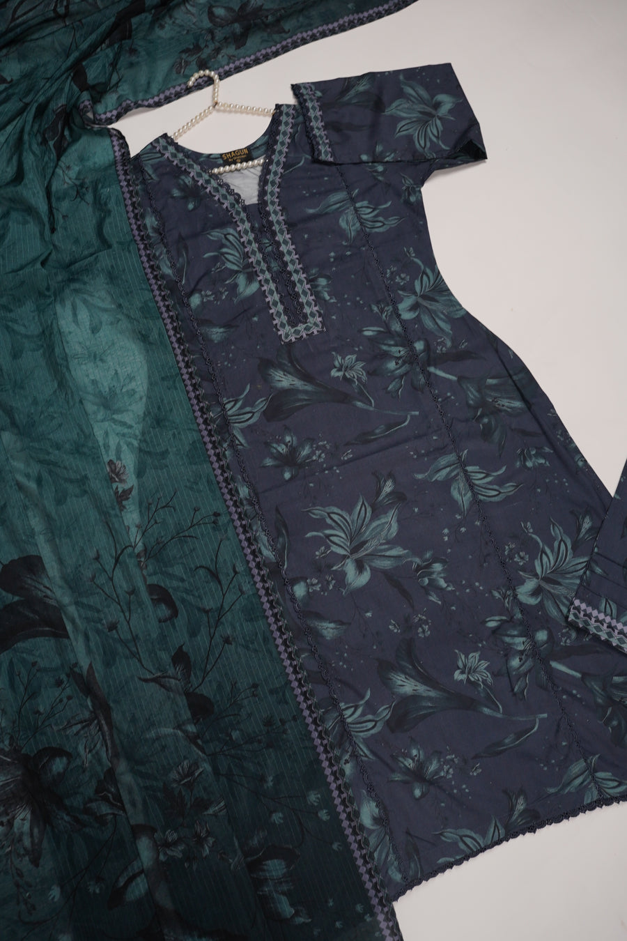 Bisma Winter Maxi Collection FA-010