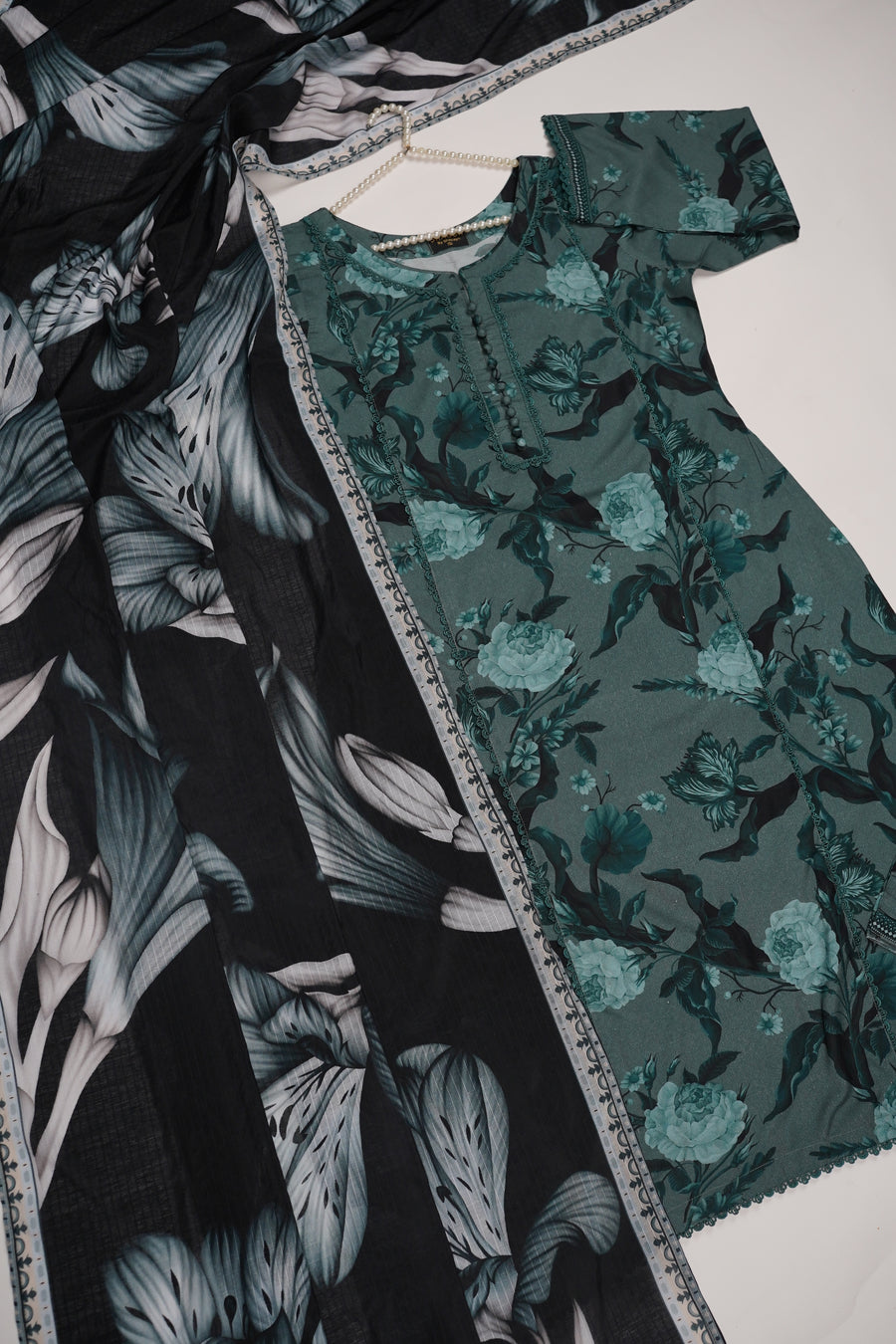 Bisma Winter Maxi Collection FA-01