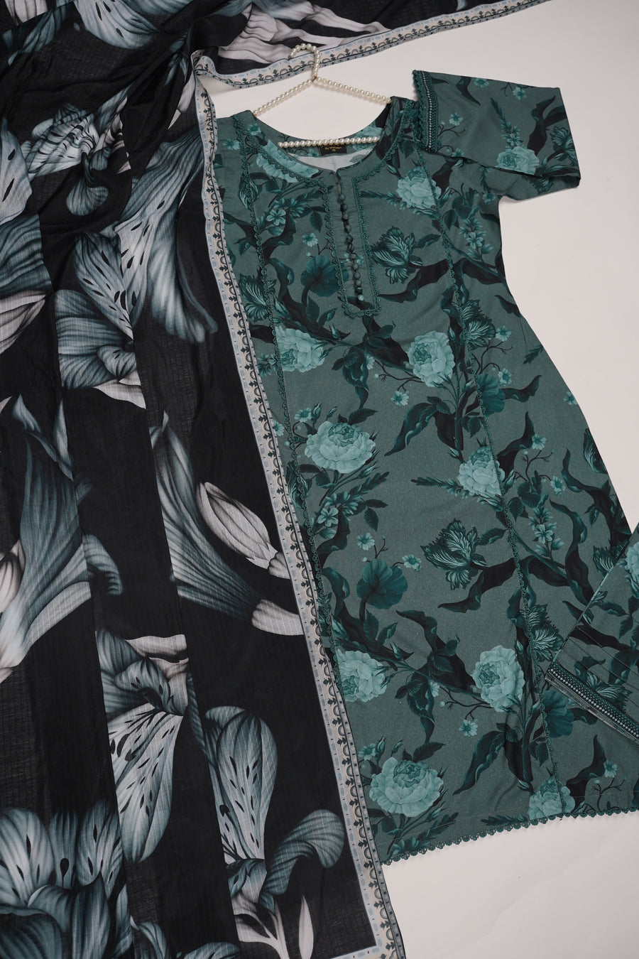 Bisma Winter Maxi Collection FA-01