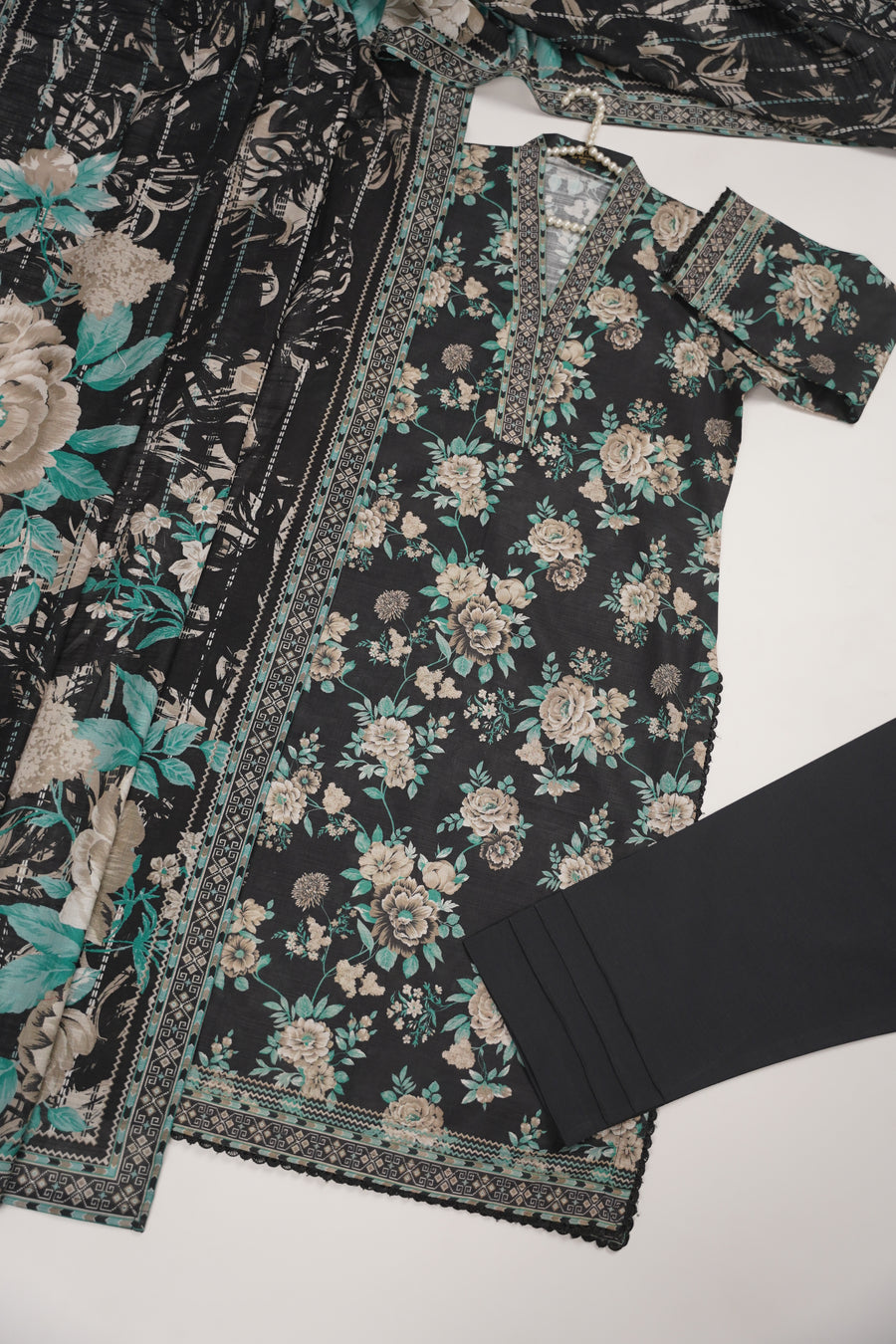 Original Bin Saeed Khaddar 3 PCS Collection HB-08