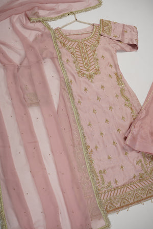 Noor-e-Fishan Wedding Collection  TS-04