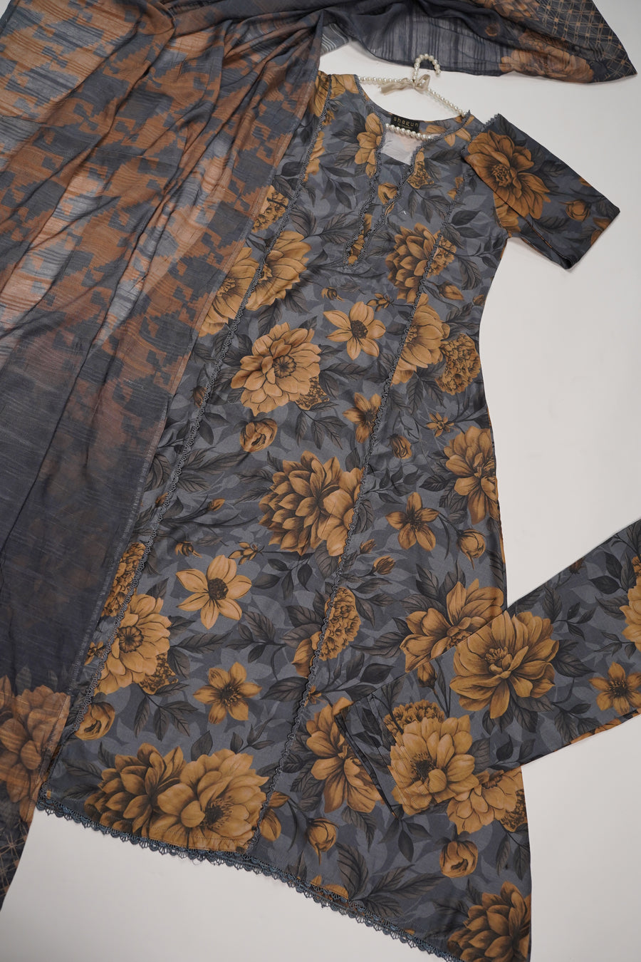 Shagun Mummy&Me Maxi  Eid Collection 2025 MS-015