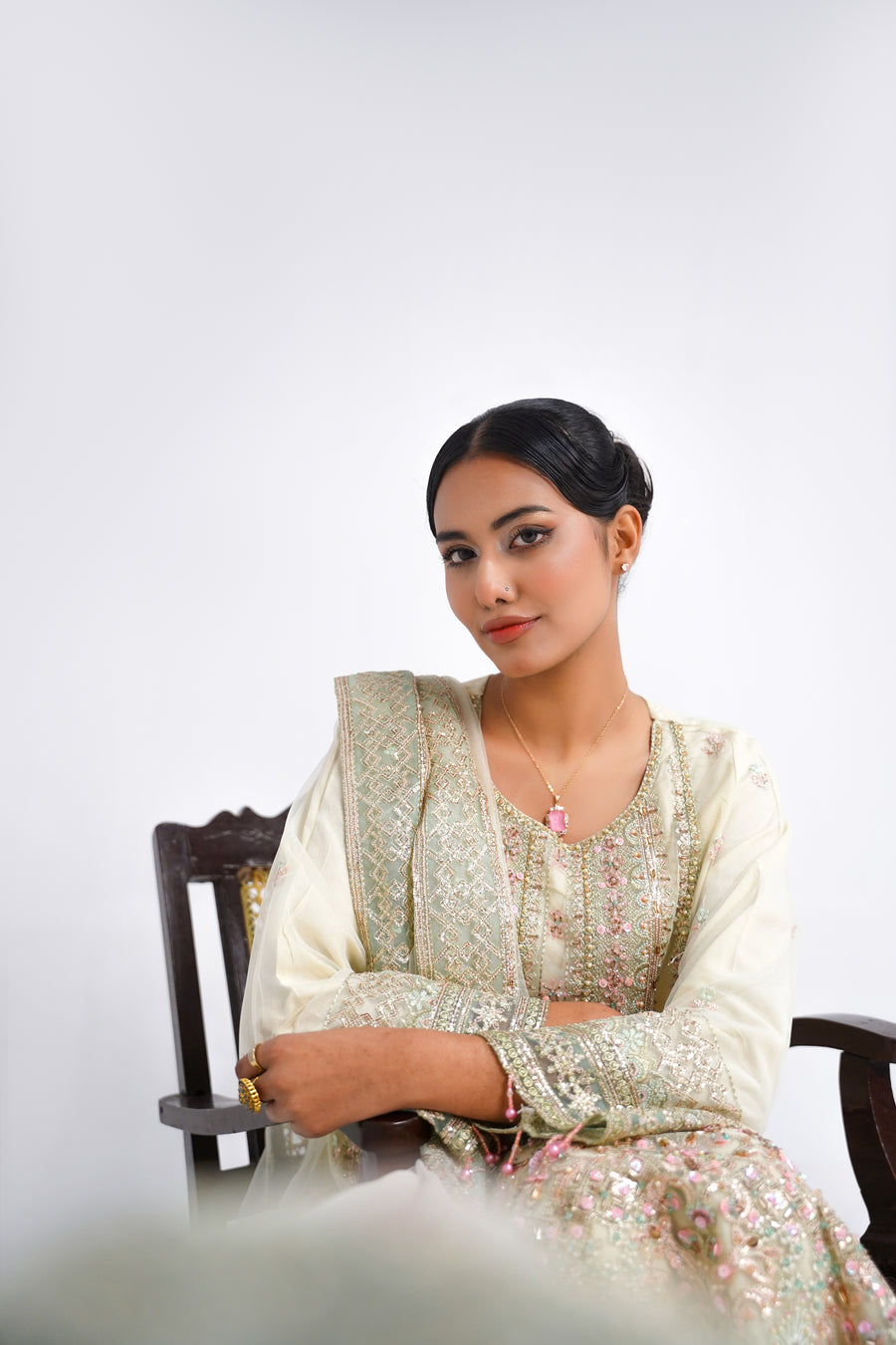 Be-Misaal Luxury 3 PCS Eid Collection 2025 FE-002