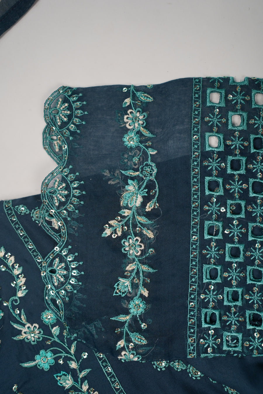 ORIGINAL BIN SAEED PRINTED EMBROIDERED LAWN HST-004