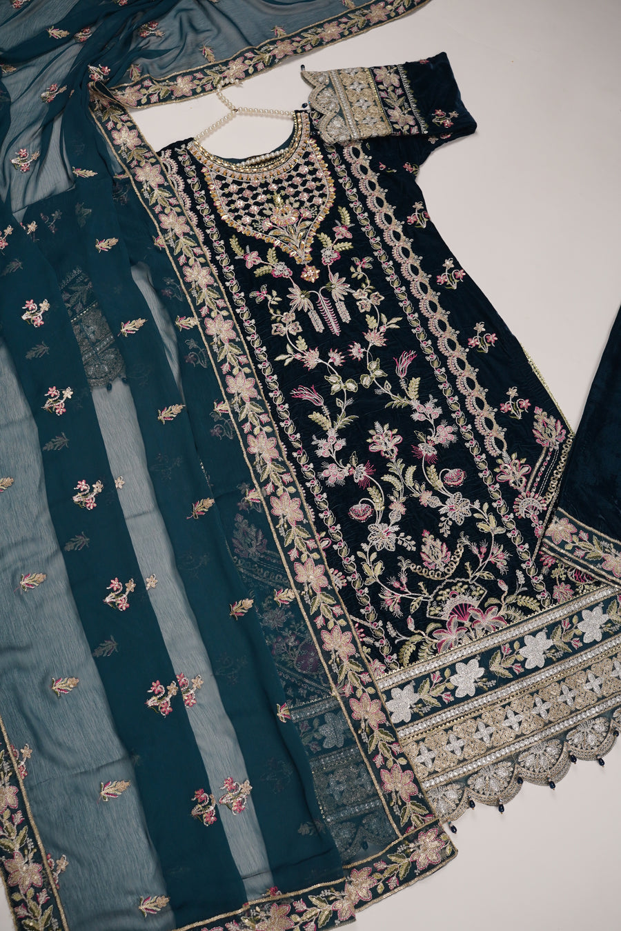 Dastaan Exclusive Velvet collection MM-05