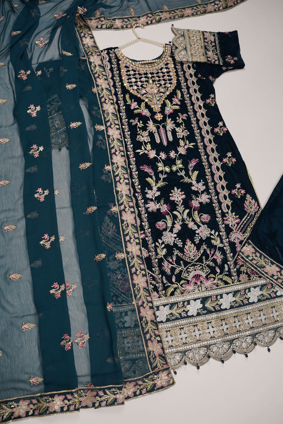 Dastaan Exclusive Velvet collection MM-05
