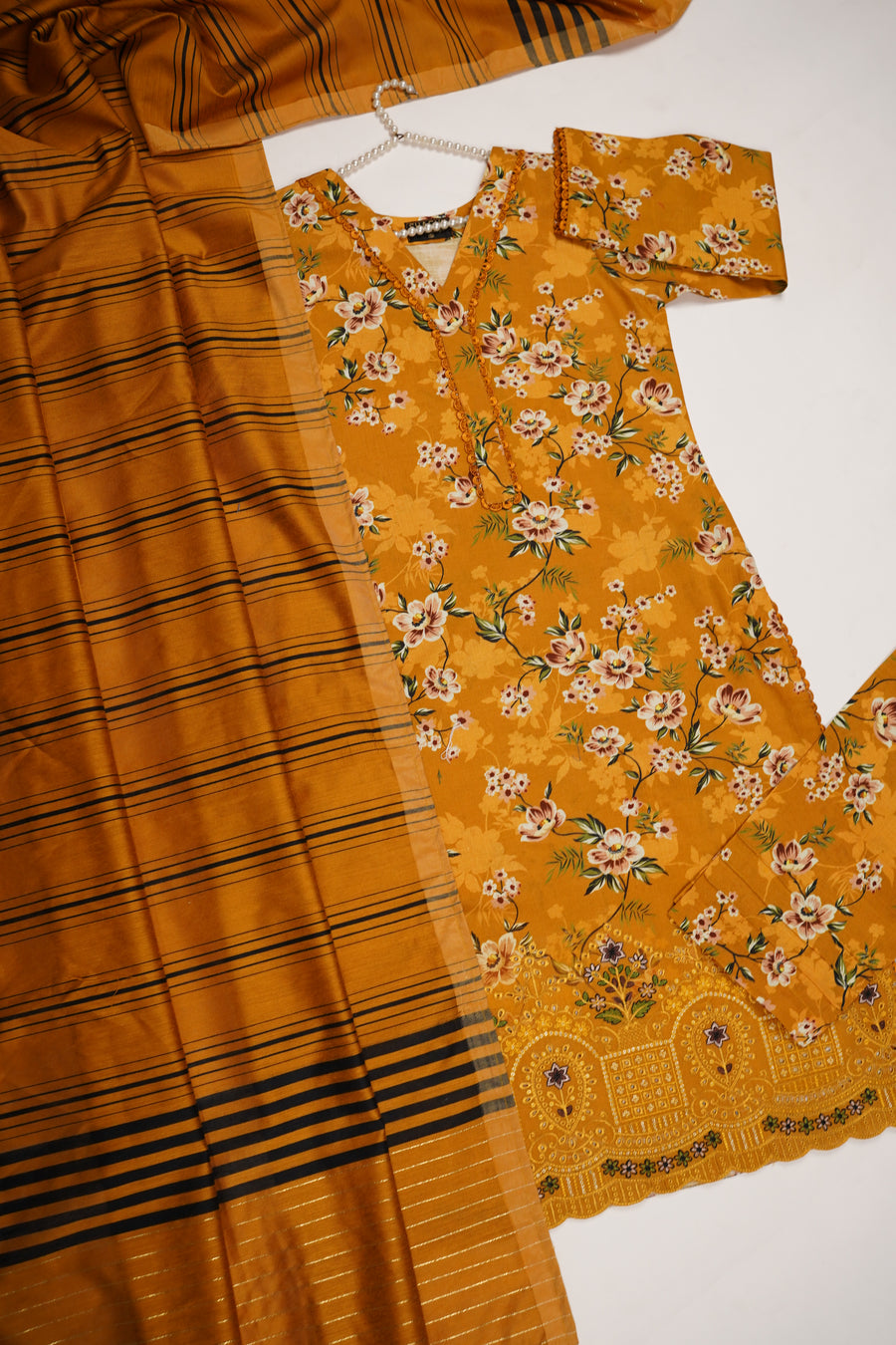 Shagun Exclusive Khaddar 3 PCS Collection BU-01