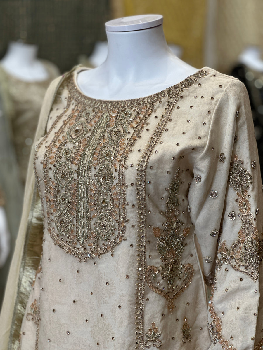 Noor-e-Fishan Exclusive Wedding wear Collection 2024 By Shagun TQ-25