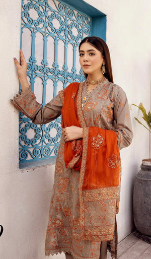 Mahees Exclusive Embroidered Lawn By Shagun