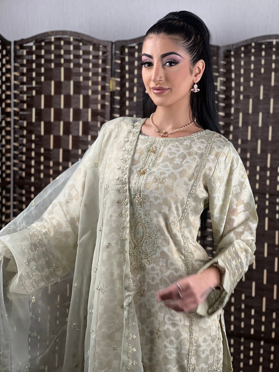 ⁨⁨⁨⁨ZARA زارہ  EID COLLECTION⁩⁩⁩⁩⁩- Mint