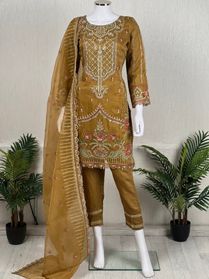 AYAT BY SHAGUN FESTIVE WEAR