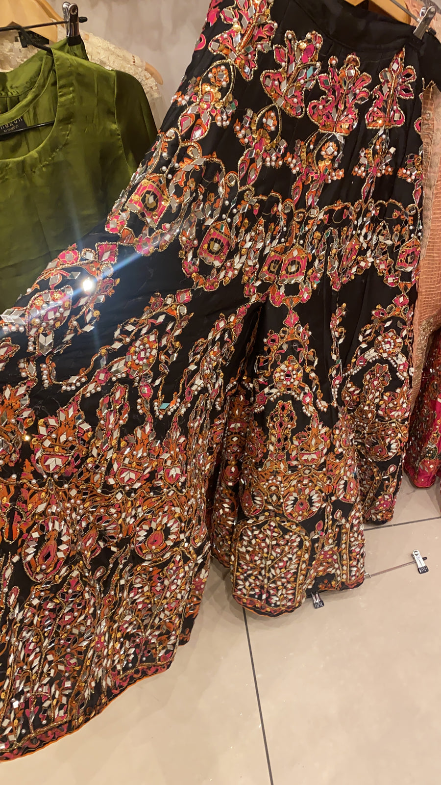 (PRE BOOK) READY IN 8 WEEKS MEHNDI PLAZZOS ( , GREEN , NAVI , PARROT)