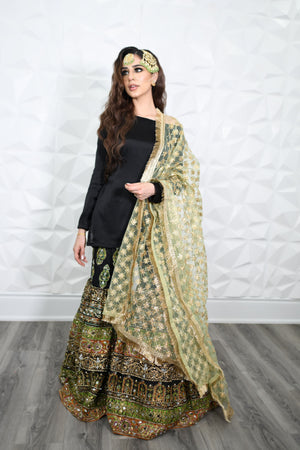 PRE ORDER (READY IN 10 WEEKS) MEHNDI GARARA 3PCS DRESS
