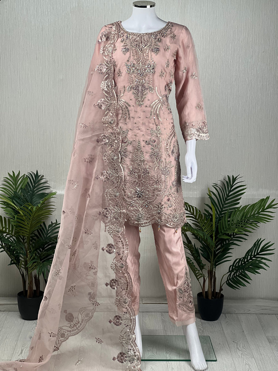 RAHA BY SHAGUN EID COLLECTION